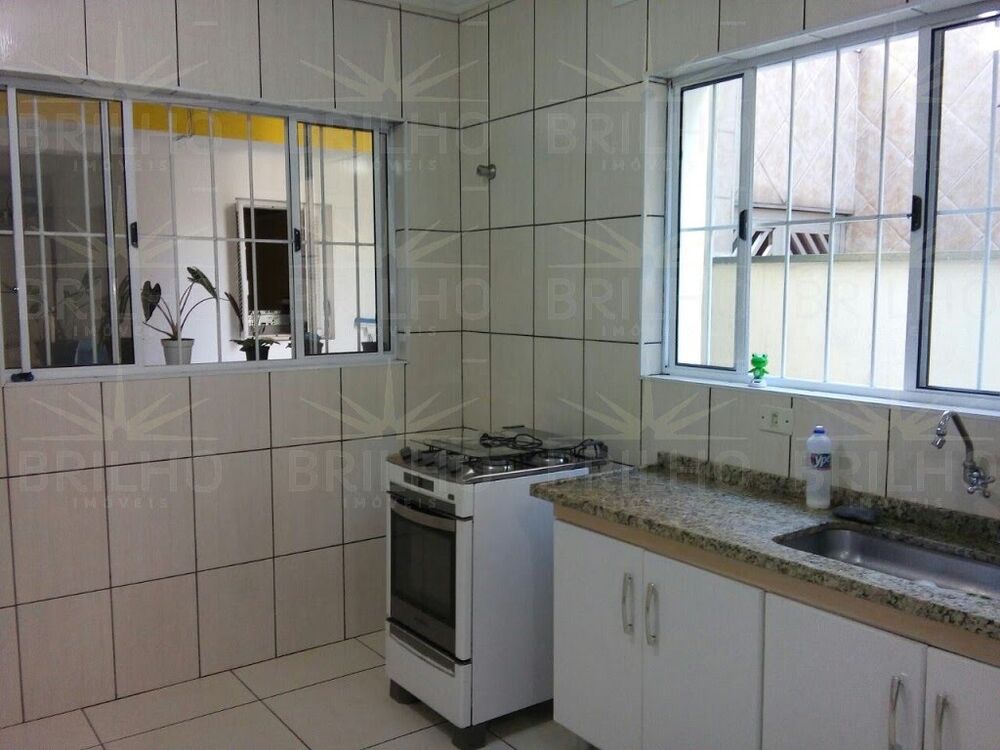 Sobrado à venda com 3 quartos, 232m² - Foto 3