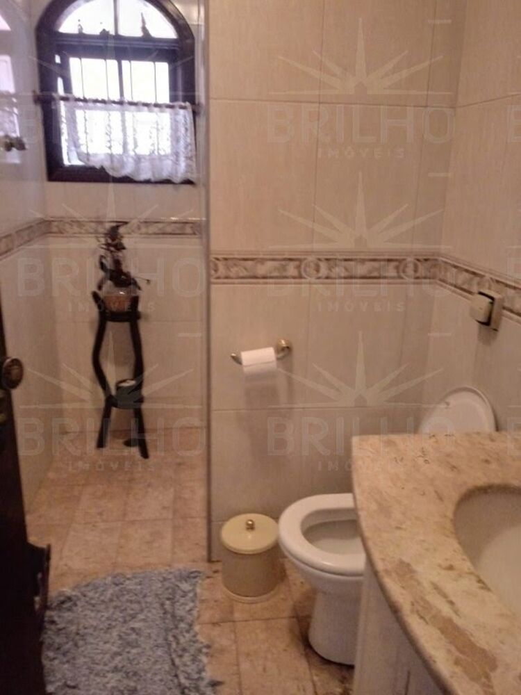 Sobrado, 3 quartos, 240 m² - Foto 2