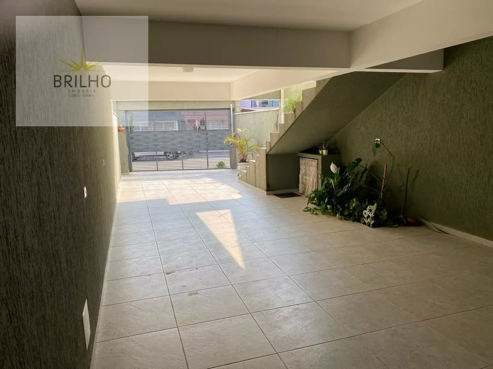 Sobrado à venda com 3 quartos, 215m² - Foto 4