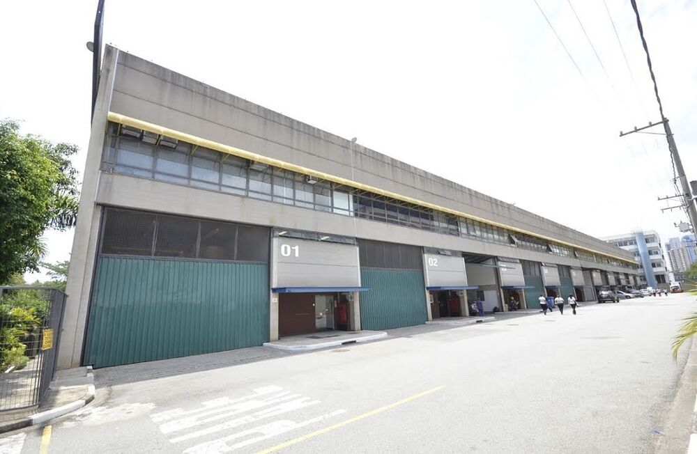 Depósito-Galpão-Armazém para alugar, 812m² - Foto 1
