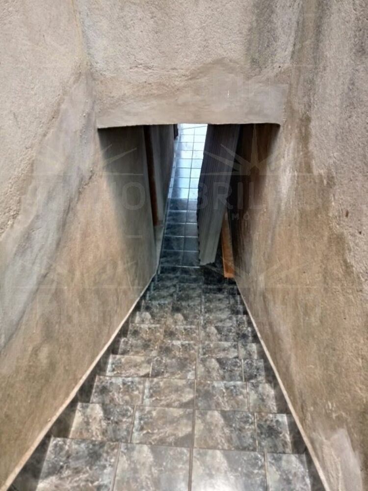 Sobrado, 8 quartos, 250 m² - Foto 1