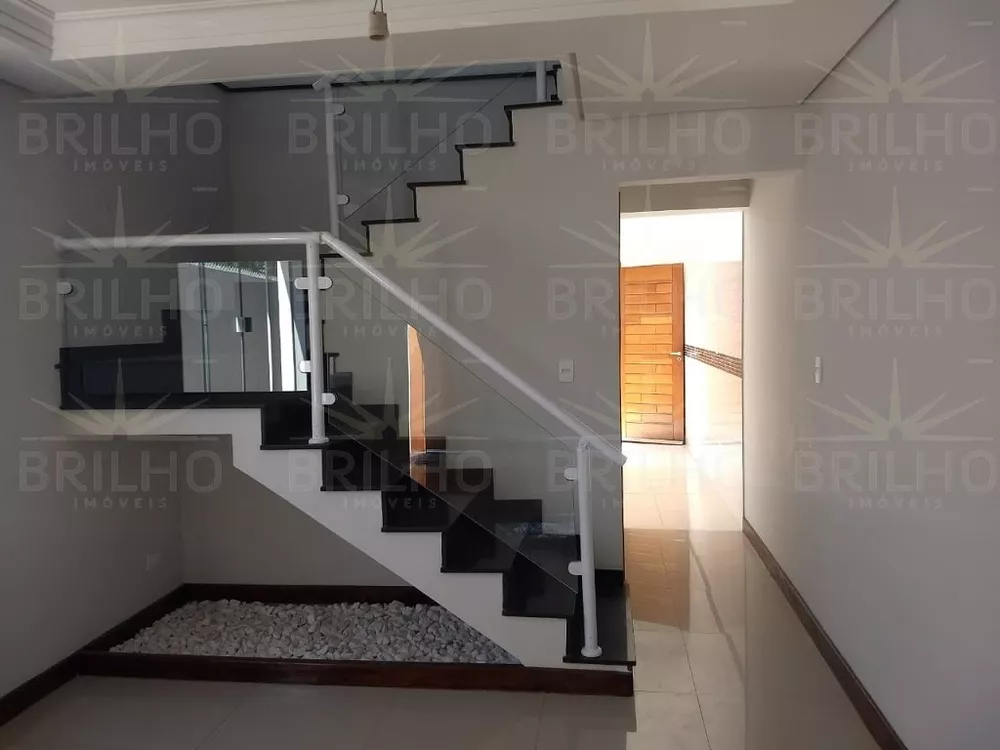 Sobrado, 3 quartos, 200 m² - Foto 2
