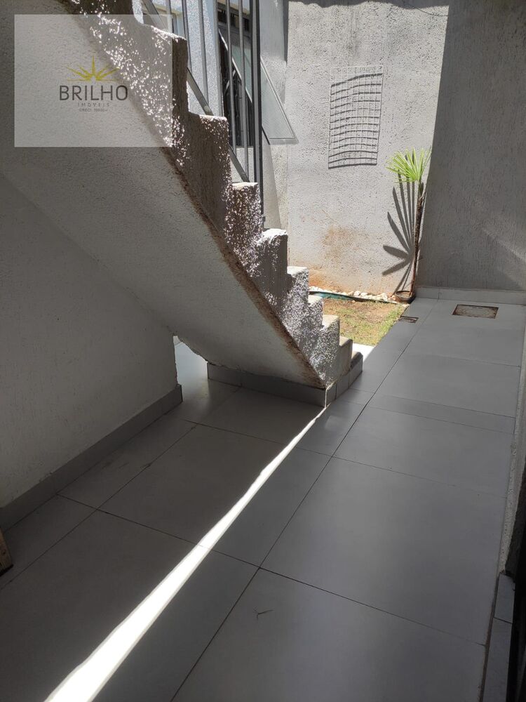 Casa, 3 quartos, 104 m² - Foto 1