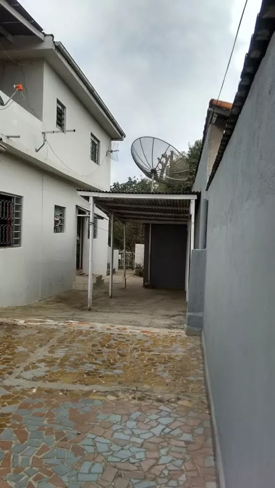 Casa à venda com 6 quartos, 500m² - Foto 3