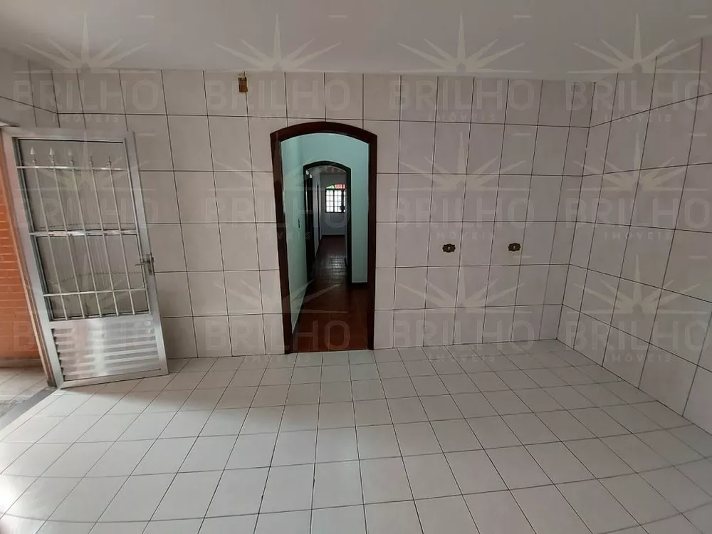 Casa, 3 quartos, 180 m² - Foto 1