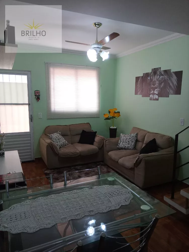 Casa de Condomínio à venda com 1 quarto, 55m² - Foto 2