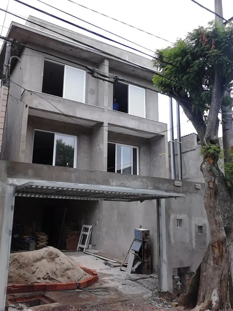 Sobrado, 3 quartos, 200 m² - Foto 1