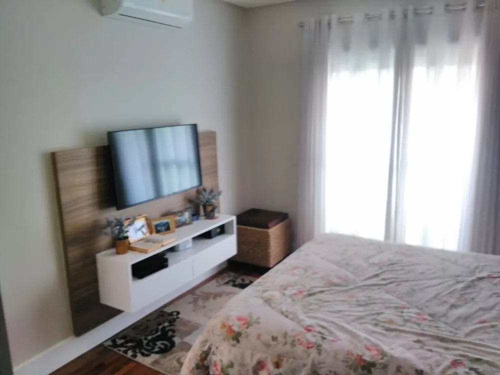 Apartamento à venda com 3 quartos, 176m² - Foto 1