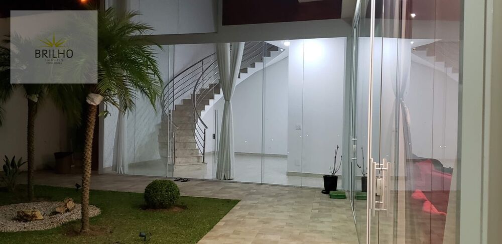 Casa de Condomínio, 4 quartos - Foto 1