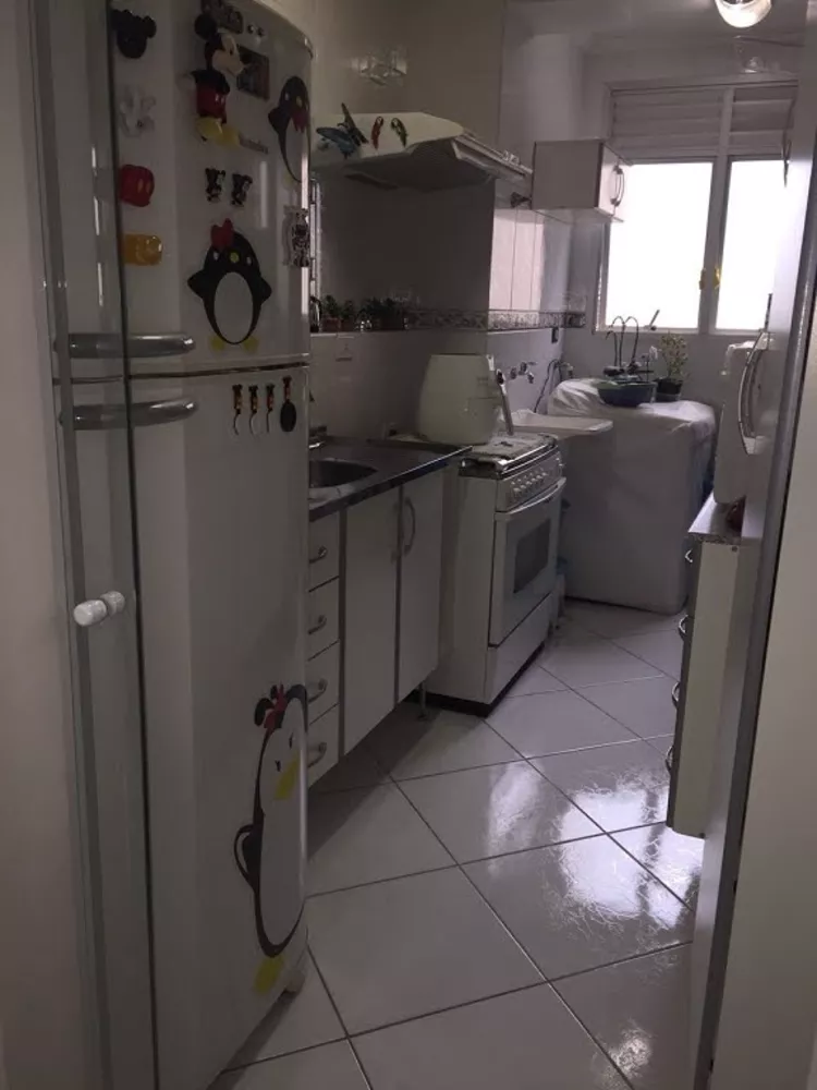 Apartamento à venda com 3 quartos - Foto 8