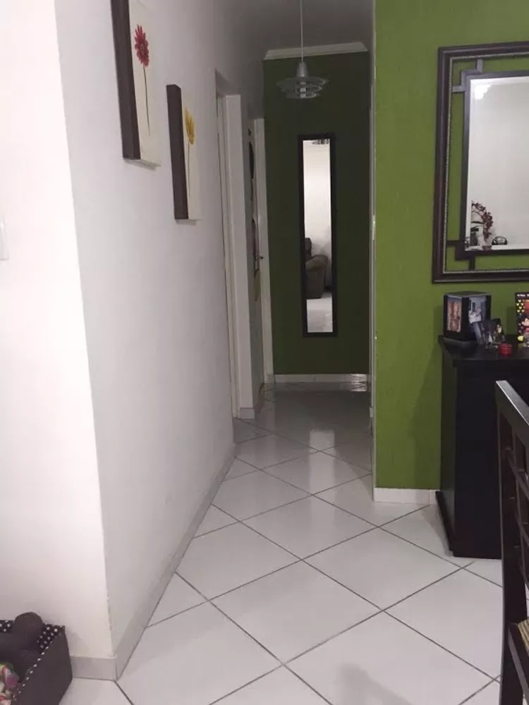 Apartamento à venda com 3 quartos - Foto 3