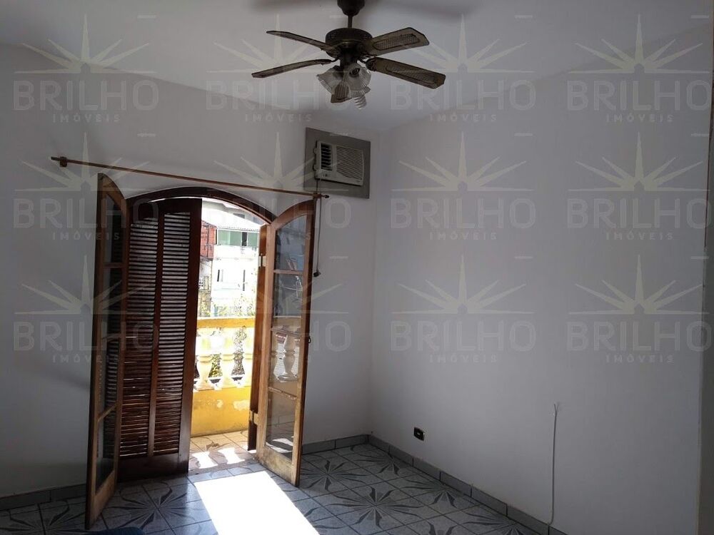 Casa para alugar com 2 quartos, 80m² - Foto 1