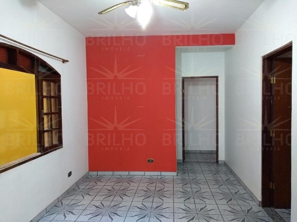 Casa para alugar com 2 quartos, 80m² - Foto 5