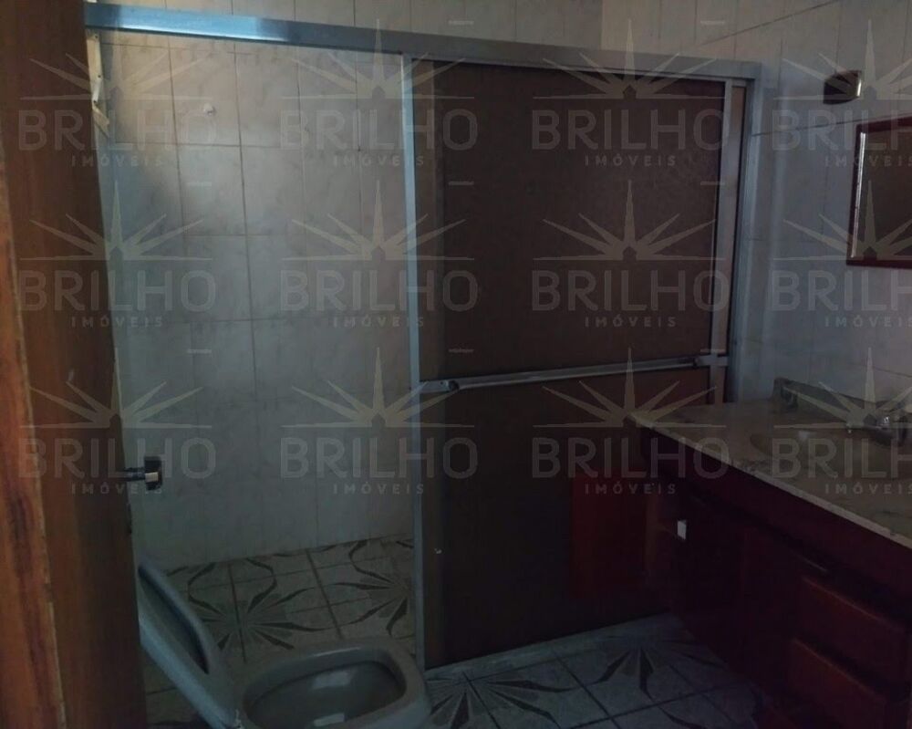 Casa para alugar com 2 quartos, 80m² - Foto 6
