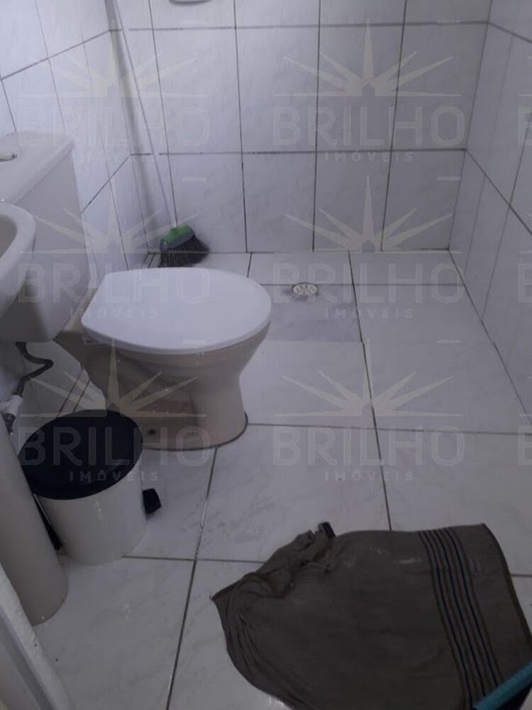 Casa para alugar com 2 quartos, 125m² - Foto 5