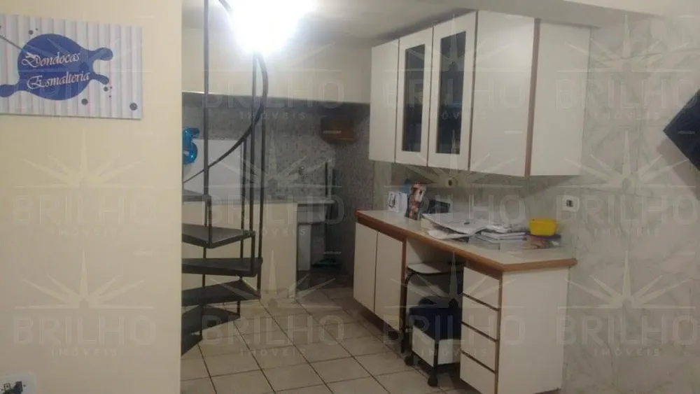 Sobrado, 3 quartos, 207 m² - Foto 1