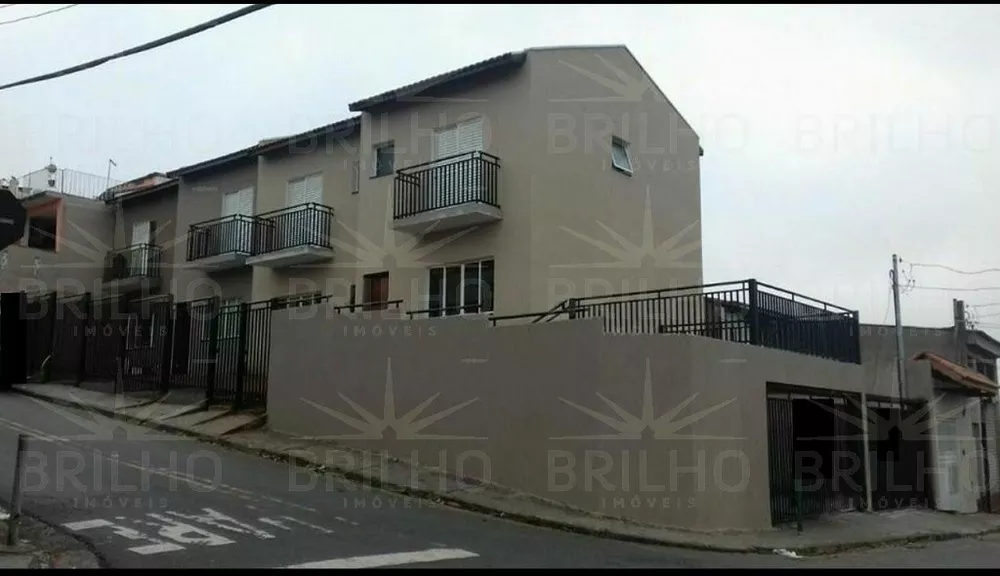 Casa de Condomínio à venda com 3 quartos, 80m² - Foto 1