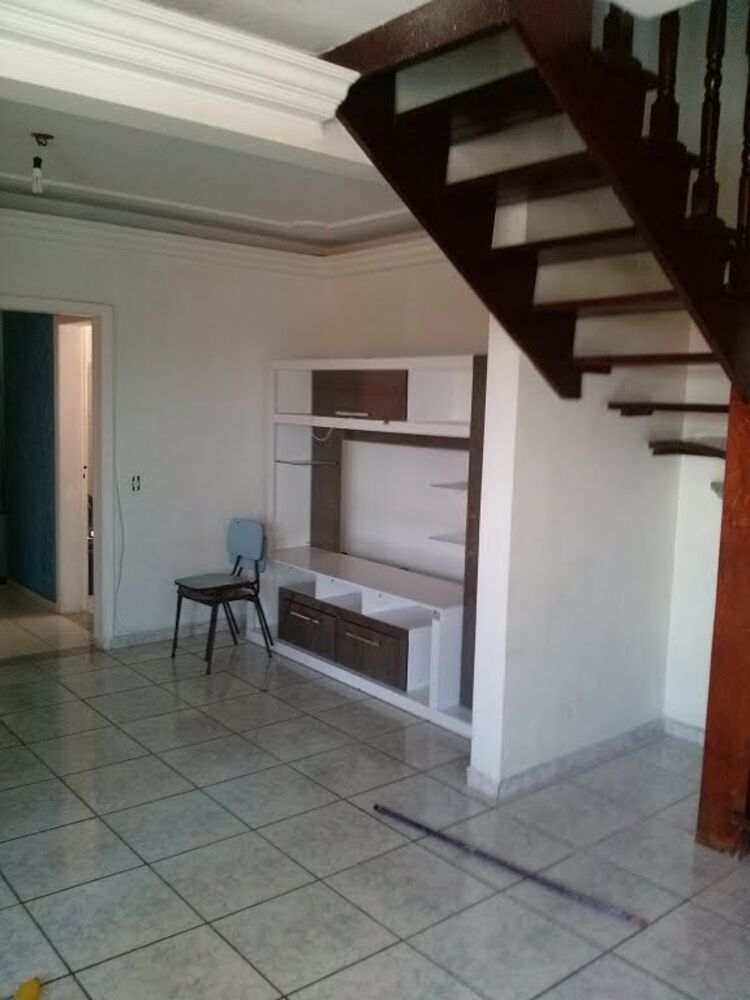 Sobrado para alugar com 4 quartos, 160m² - Foto 8