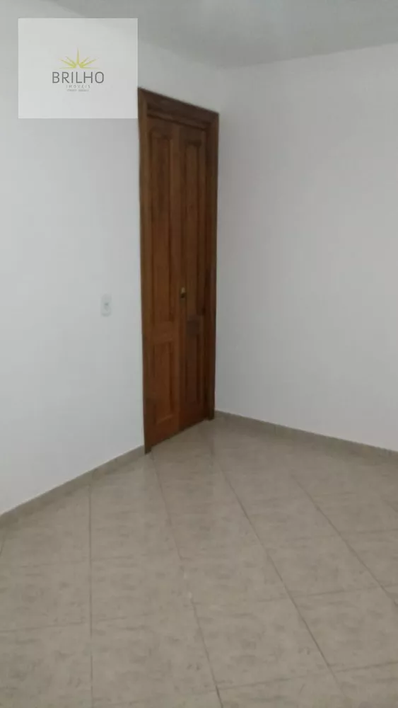 Apartamento à venda com 3 quartos, 76m² - Foto 3