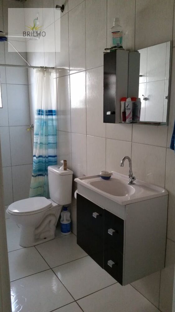 Casa, 5 quartos, 228 m² - Foto 2