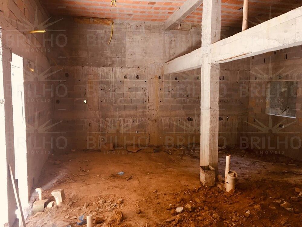 Sobrado à venda com 4 quartos, 546m² - Foto 4