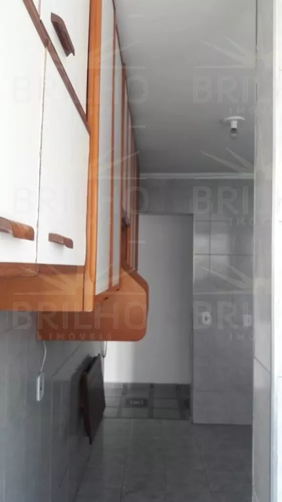 Apartamento à venda com 2 quartos, 125m² - Foto 2