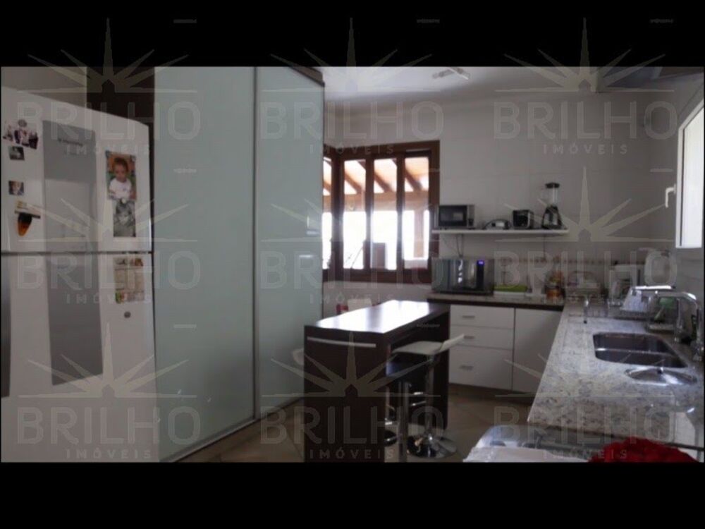 Sobrado, 3 quartos, 629 m² - Foto 4