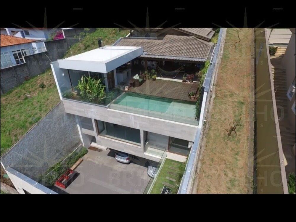 Sobrado, 3 quartos, 629 m² - Foto 2