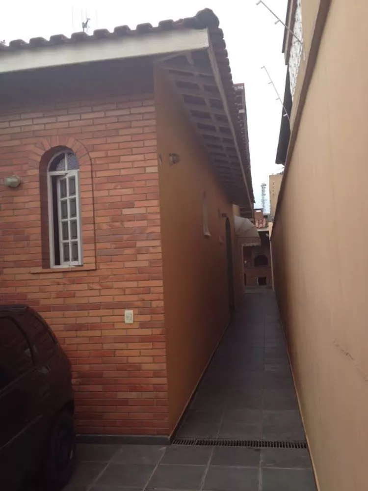 Casa à venda com 3 quartos, 250m² - Foto 5