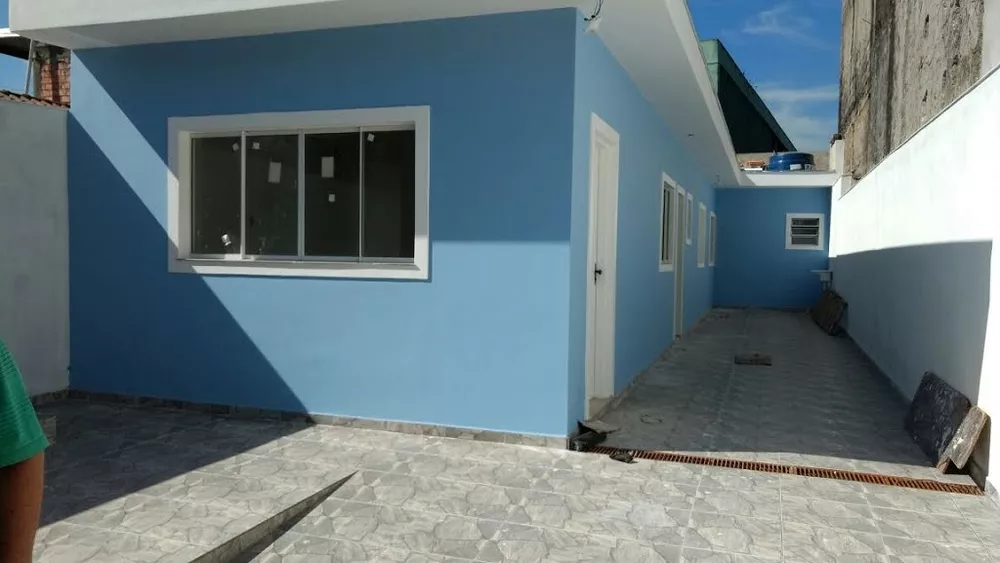 Casa à venda com 2 quartos, 150m² - Foto 1