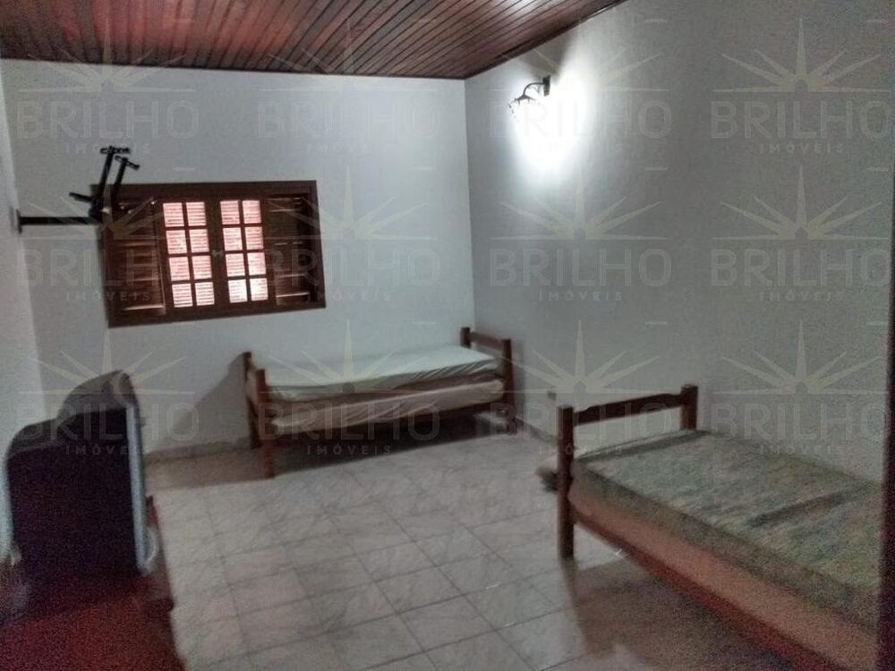 Casa, 3 quartos, 269 m² - Foto 2