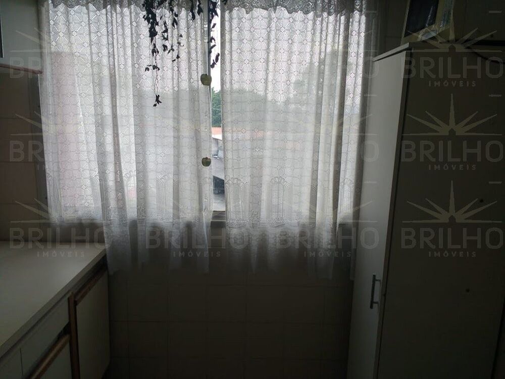 Apartamento à venda com 2 quartos, 67m² - Foto 4