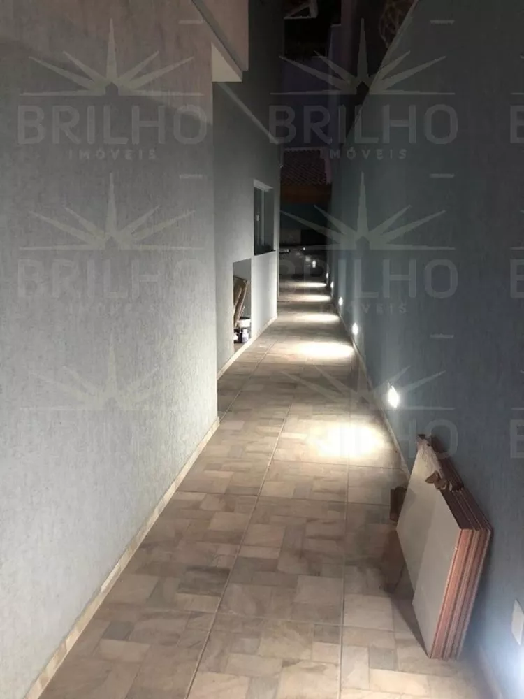 Sobrado à venda com 2 quartos, 130m² - Foto 2