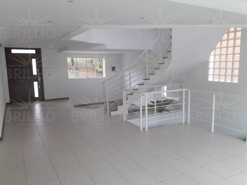 Casa de Condomínio à venda e aluguel com 3 quartos, 1500m² - Foto 3