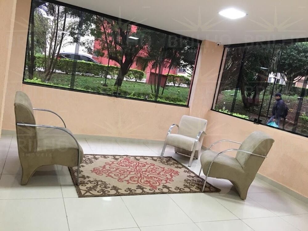 Apartamento à venda com 2 quartos, 55m² - Foto 12