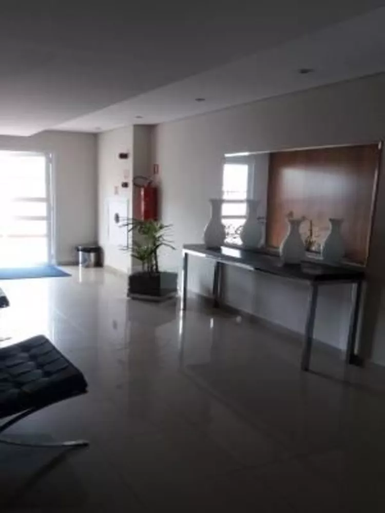 Apartamento à venda com 2 quartos, 69m² - Foto 4