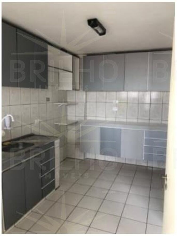 Apartamento para alugar com 2 quartos, 70m² - Foto 2