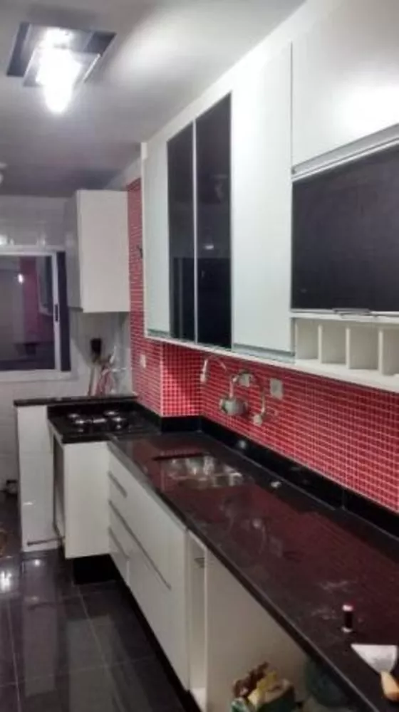 Apartamento à venda com 2 quartos, 62m² - Foto 1