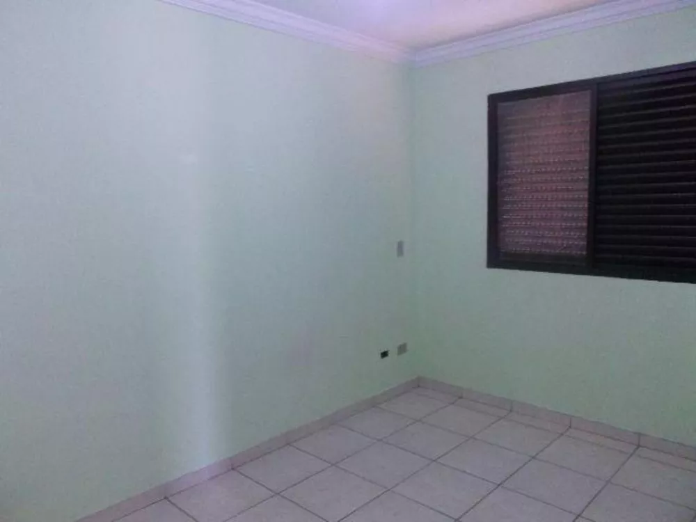 Apartamento à venda com 2 quartos, 61m² - Foto 3