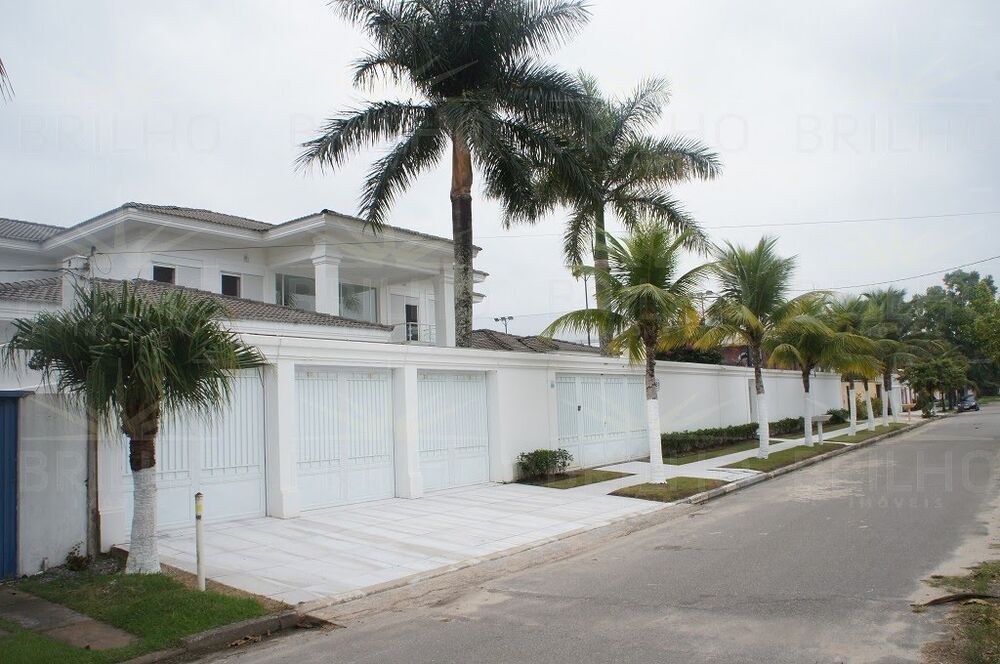 Casa de Condomínio para alugar com 5 quartos, 968m² - Foto 1