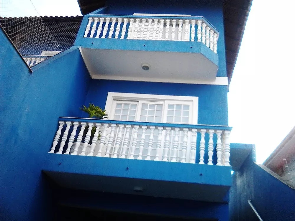 Sobrado à venda com 3 quartos, 125m² - Foto 1