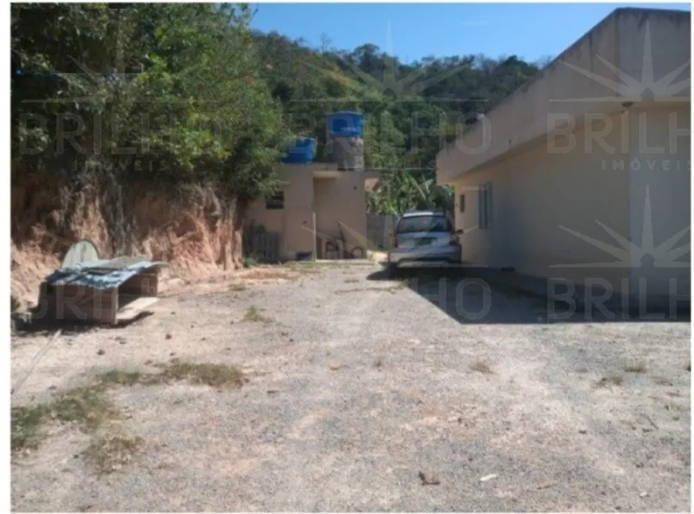 Fazenda à venda com 3 quartos, 1765m² - Foto 3