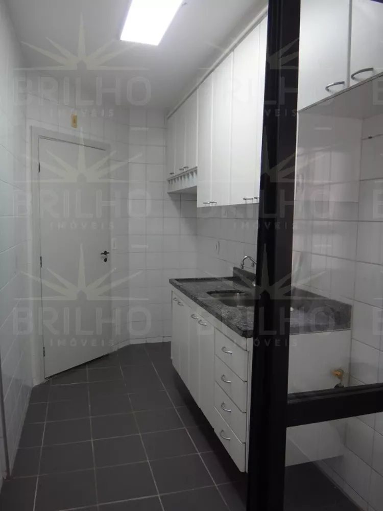 Apartamento para alugar com 3 quartos, 84m² - Foto 4