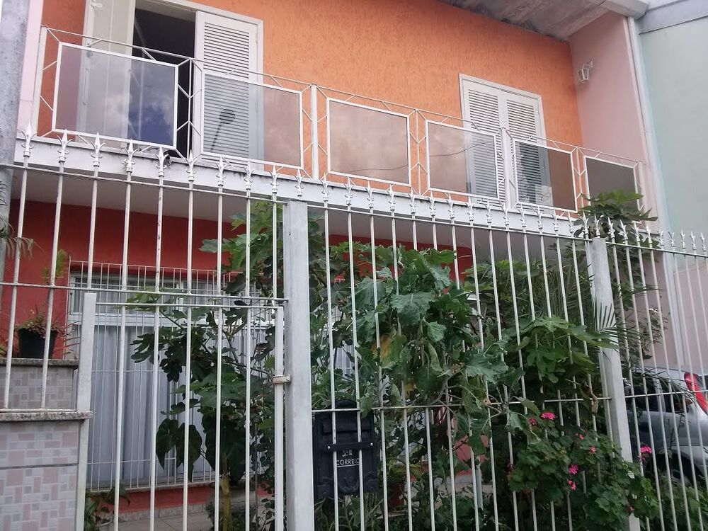 Sobrado à venda com 3 quartos, 188m² - Foto 1