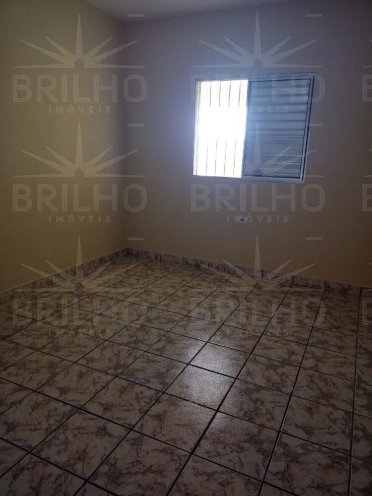 Casa para alugar com 1 quarto, 60m² - Foto 2