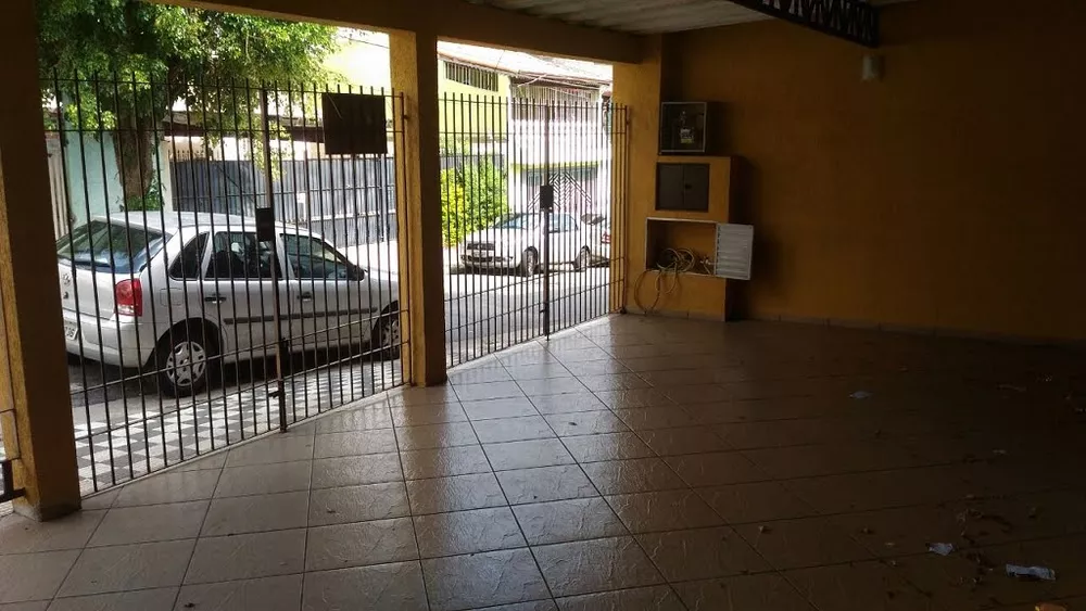 Casa à venda e aluguel com 2 quartos, 125m² - Foto 3