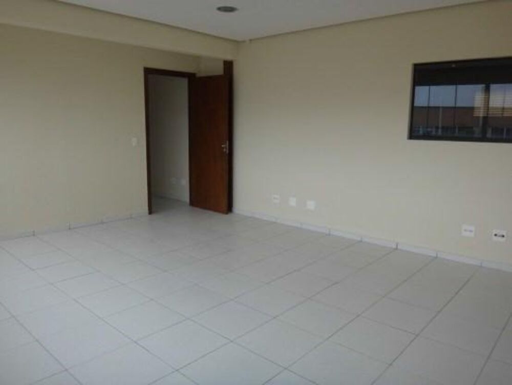 Depósito-Galpão-Armazém para alugar, 675m² - Foto 4