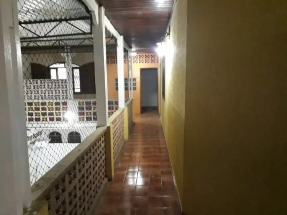 Sobrado à venda e aluguel com 3 quartos, 300m² - Foto 4