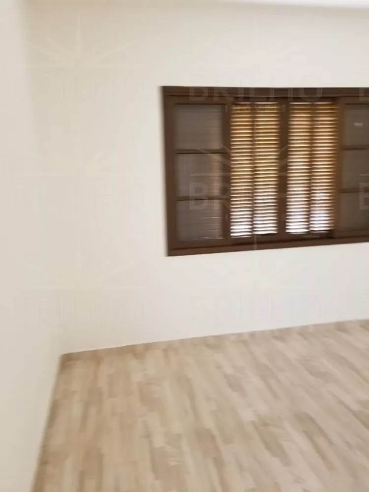 Casa para alugar com 3 quartos, 100m² - Foto 1