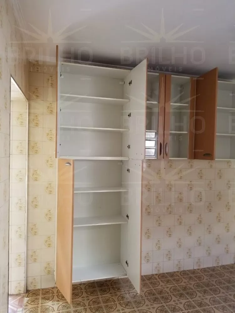 Casa para alugar com 3 quartos, 100m² - Foto 4